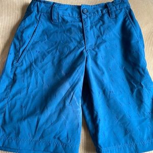 Like New Boys Under Armour Golf/Dress shorts